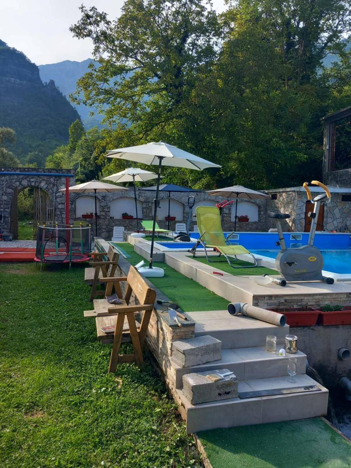 Kuca Za Odmor Sa Bazenom Diva Grabovica Villa Jablanica Kültér fotó