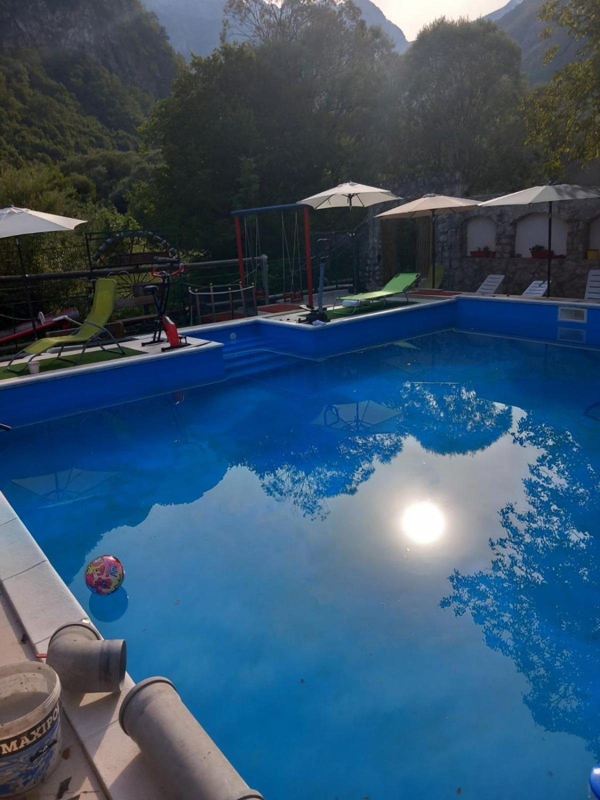 Kuca Za Odmor Sa Bazenom Diva Grabovica Villa Jablanica Kültér fotó